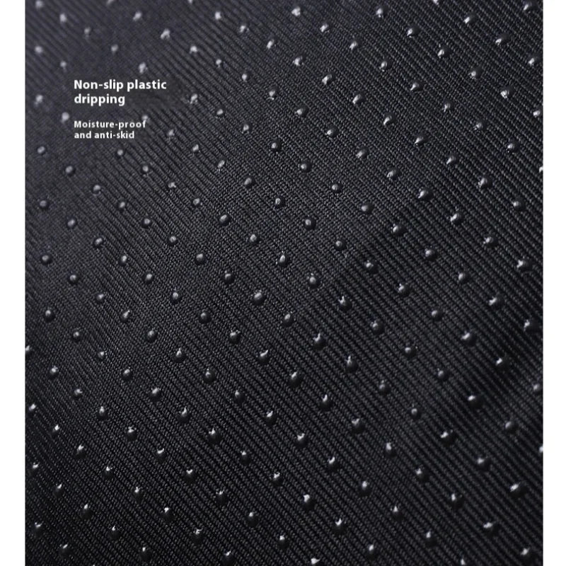 Triangle Closed Cat Nest